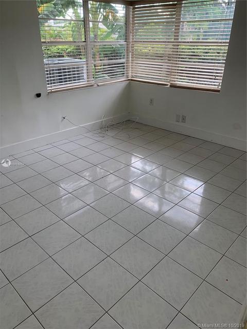 9149 Emerson Ave, Surfside, FL 33154 photo 2