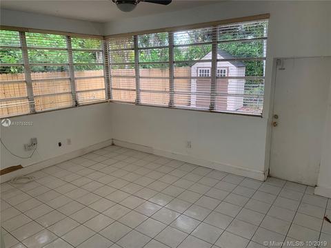9149 Emerson Ave, Surfside, FL 33154 photo 3
