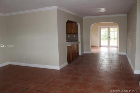 5441 NW 178th Ter, Miami Gardens, FL 33055 photo 2