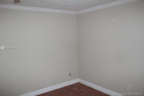 5441 NW 178th Ter, Miami Gardens, FL 33055 photo 7