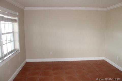 5441 NW 178th Ter, Miami Gardens, FL 33055 photo 3