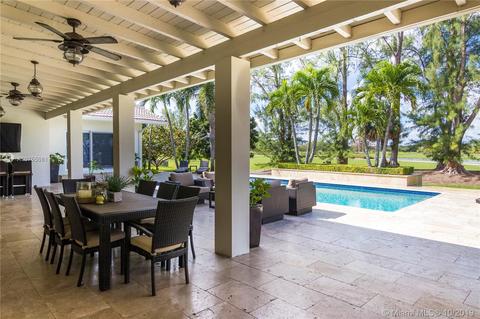 16110 W Prestwick Pl, Miami Lakes, FL 33014 photo 7