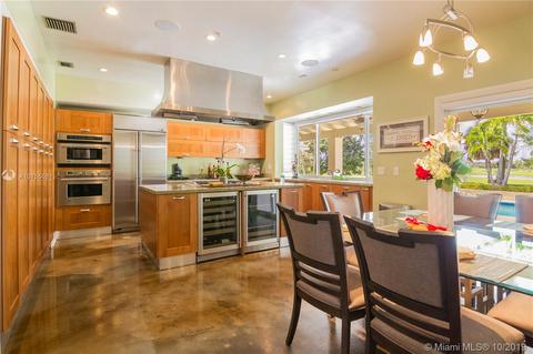 16110 W Prestwick Pl, Miami Lakes, FL 33014 photo 14