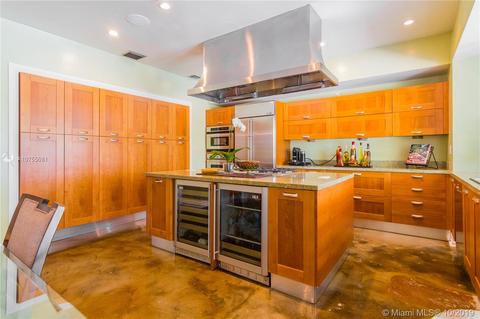 16110 W Prestwick Pl, Miami Lakes, FL 33014 photo 18