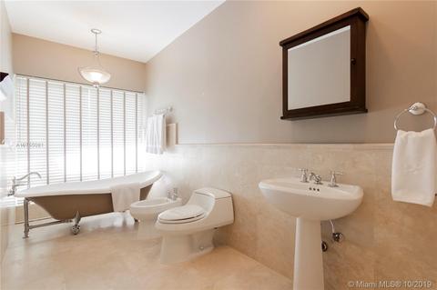 16110 W Prestwick Pl, Miami Lakes, FL 33014 photo 31