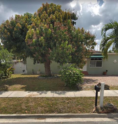 30 E 62nd St, Hialeah, FL 33013 photo 2