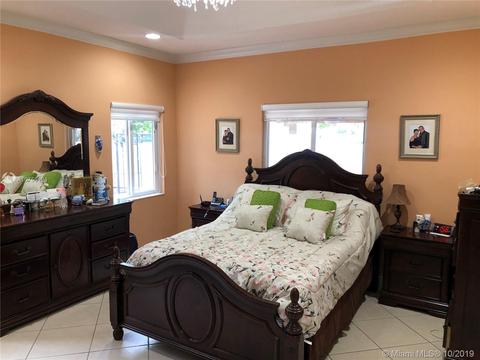 7195 W 4th Ct, Hialeah, FL 33014 photo 5