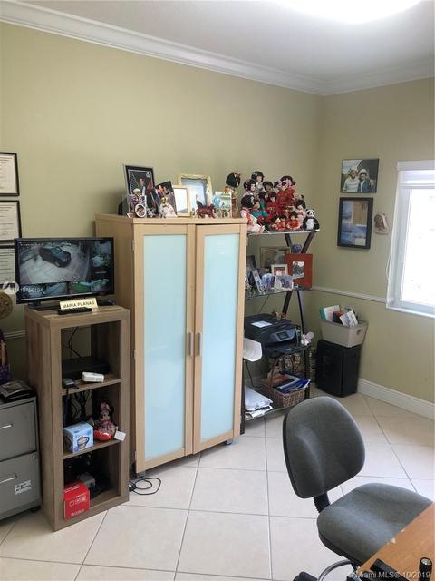 7195 W 4th Ct, Hialeah, FL 33014 photo 9