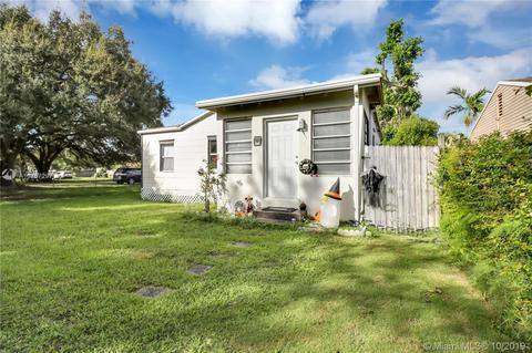 310 Pine Ct, Miami Springs, FL 33166 photo 16