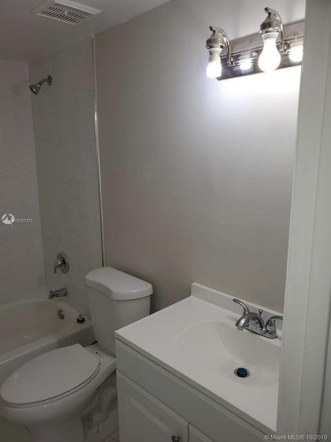 Undisclosed, Hialeah, FL 33012 photo 2