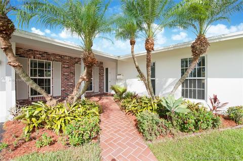 6330 SW 89th Ct, Miami, FL 33173 photo 2