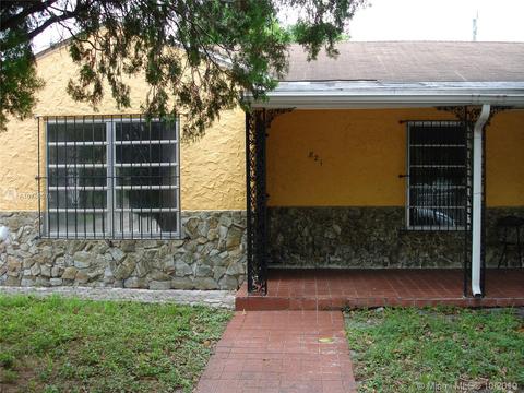 821 NE 2nd Pl, Hialeah, FL 33010 photo 5