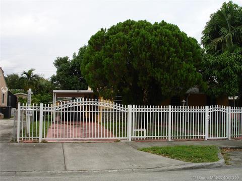 821 NE 2nd Pl, Hialeah, FL 33010 photo 15