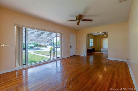325 W 53rd Ter, Hialeah, FL 33012 photo 3