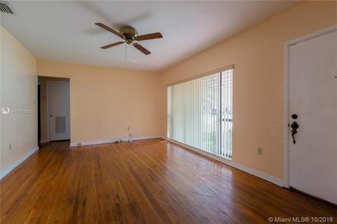 325 W 53rd Ter, Hialeah, FL 33012 photo 2