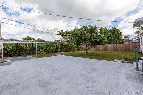 325 W 53rd Ter, Hialeah, FL 33012 photo 12