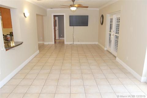 7220 Bamboo St, Miami Lakes, FL 33014 photo 13