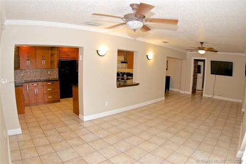 7220 Bamboo St, Miami Lakes, FL 33014 photo 11