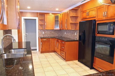 7220 Bamboo St, Miami Lakes, FL 33014 photo 30