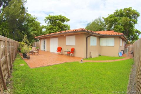 7220 Bamboo St, Miami Lakes, FL 33014 photo 24