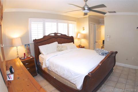 7220 Bamboo St, Miami Lakes, FL 33014 photo 14
