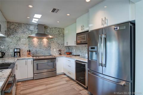8834 Abbott Ave, Surfside, FL 33154 photo 13
