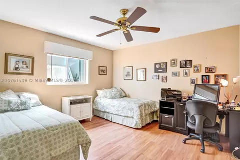 4014 N Cir Dr, Hollywood, FL 33021 photo 24