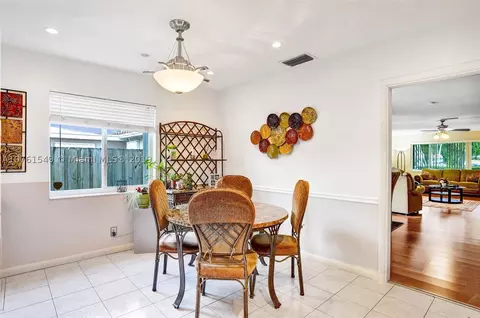 4014 N Cir Dr, Hollywood, FL 33021 photo 14