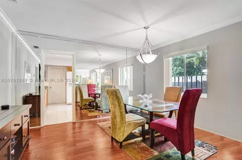 4014 N Cir Dr, Hollywood, FL 33021 photo 9