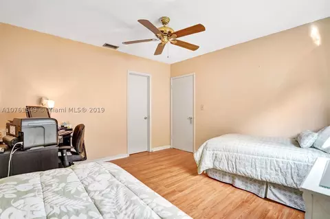 4014 N Cir Dr, Hollywood, FL 33021 photo 26