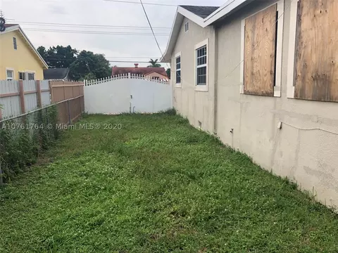 731 E 5th St, Hialeah, FL 33010 photo 9