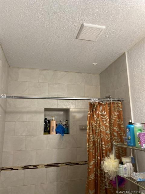 302 E 17th St, Hialeah, FL 33010 photo 1