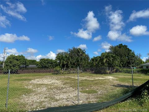 7555 SW 134th St, Pinecrest, FL 33156 photo 1