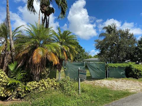 7555 SW 134th St, Pinecrest, FL 33156 photo 2