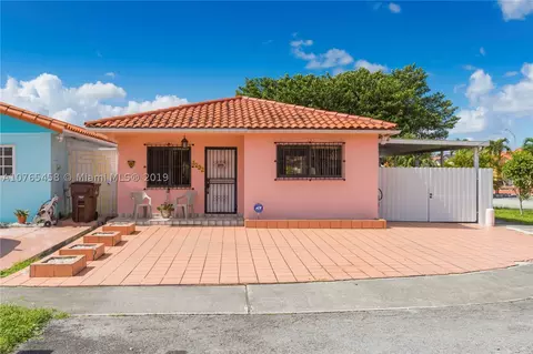 4392 W 9th Ct, Hialeah, FL 33012 photo 2