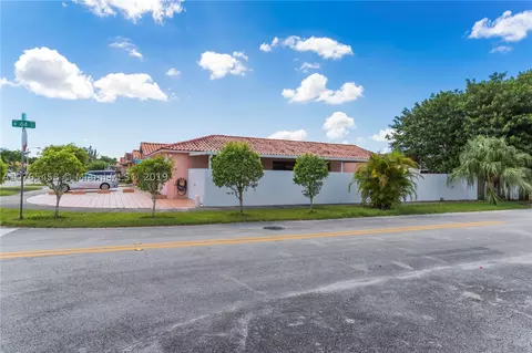 4392 W 9th Ct, Hialeah, FL 33012 photo 22