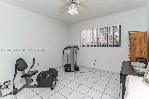 4392 W 9th Ct, Hialeah, FL 33012 photo 15