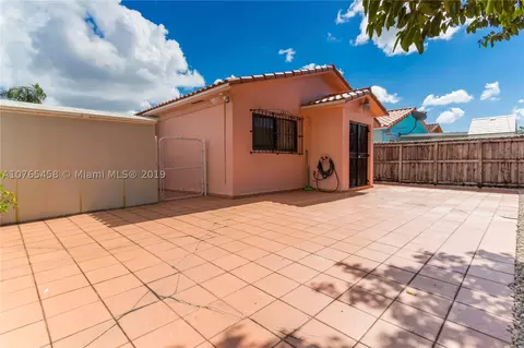 4392 W 9th Ct, Hialeah, FL 33012 photo 19