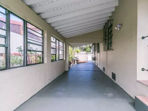 109 E 13th St, Hialeah, FL 33010 photo 4