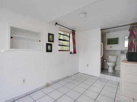 109 E 13th St, Hialeah, FL 33010 photo 54