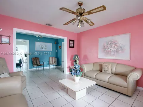 109 E 13th St, Hialeah, FL 33010 photo 9