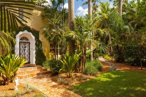 13599 Old Cutler Rd, Pinecrest, FL 33156 photo 2