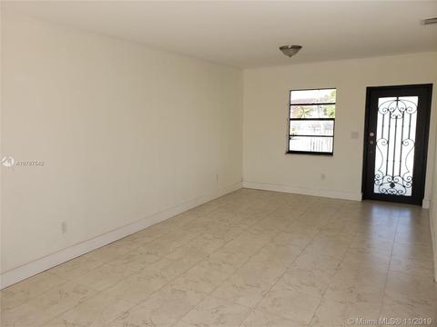 820 E 39th Pl, Hialeah, FL 33013 photo 5