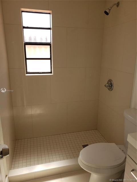 820 E 39th Pl, Hialeah, FL 33013 photo 8