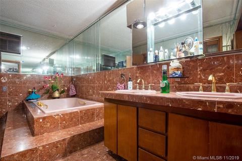 6224 E 5th Ave, Hialeah, FL 33013 photo 9