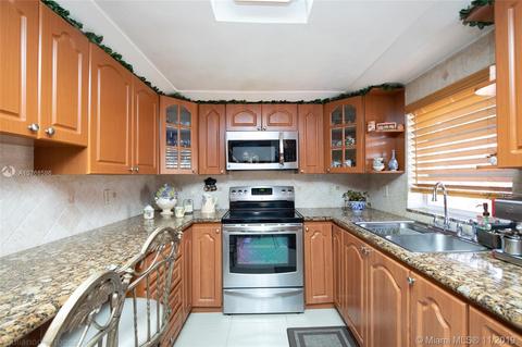 6224 E 5th Ave, Hialeah, FL 33013 photo 6