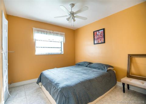 5451 NW 178th Ter, Miami Gardens, FL 33055 photo 8