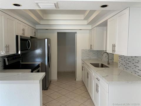 4638 E 9th Ct, Hialeah, FL 33013 photo 5