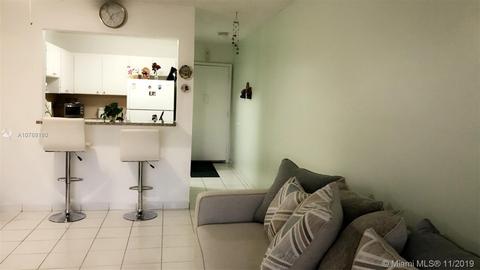1075 W 68 #308, Hialeah, FL 33014 photo 8