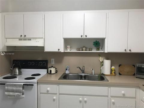 1075 W 68 #308, Hialeah, FL 33014 photo 5